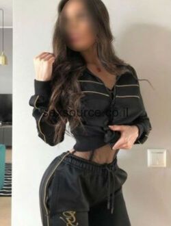 עם גוף טעים, מחפש גבר, משוחררת עם גוף טעים, מחפש גבר, משוחררת